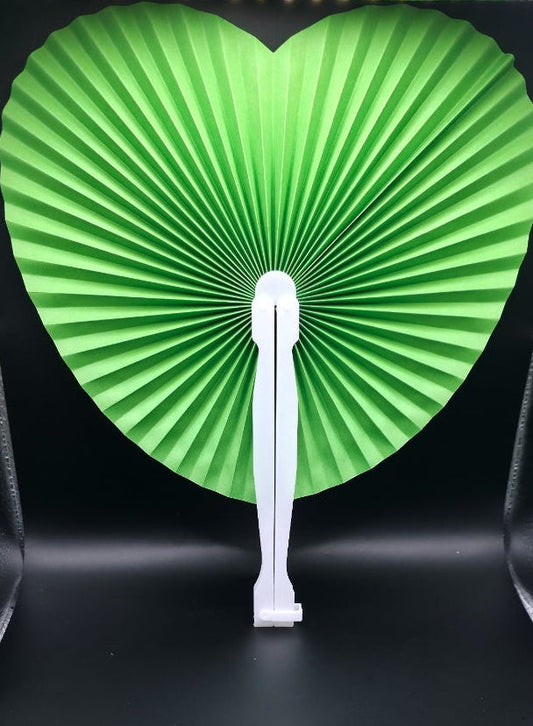 Leque Acordeão Colorido – Frescura e Estilo no Bolso