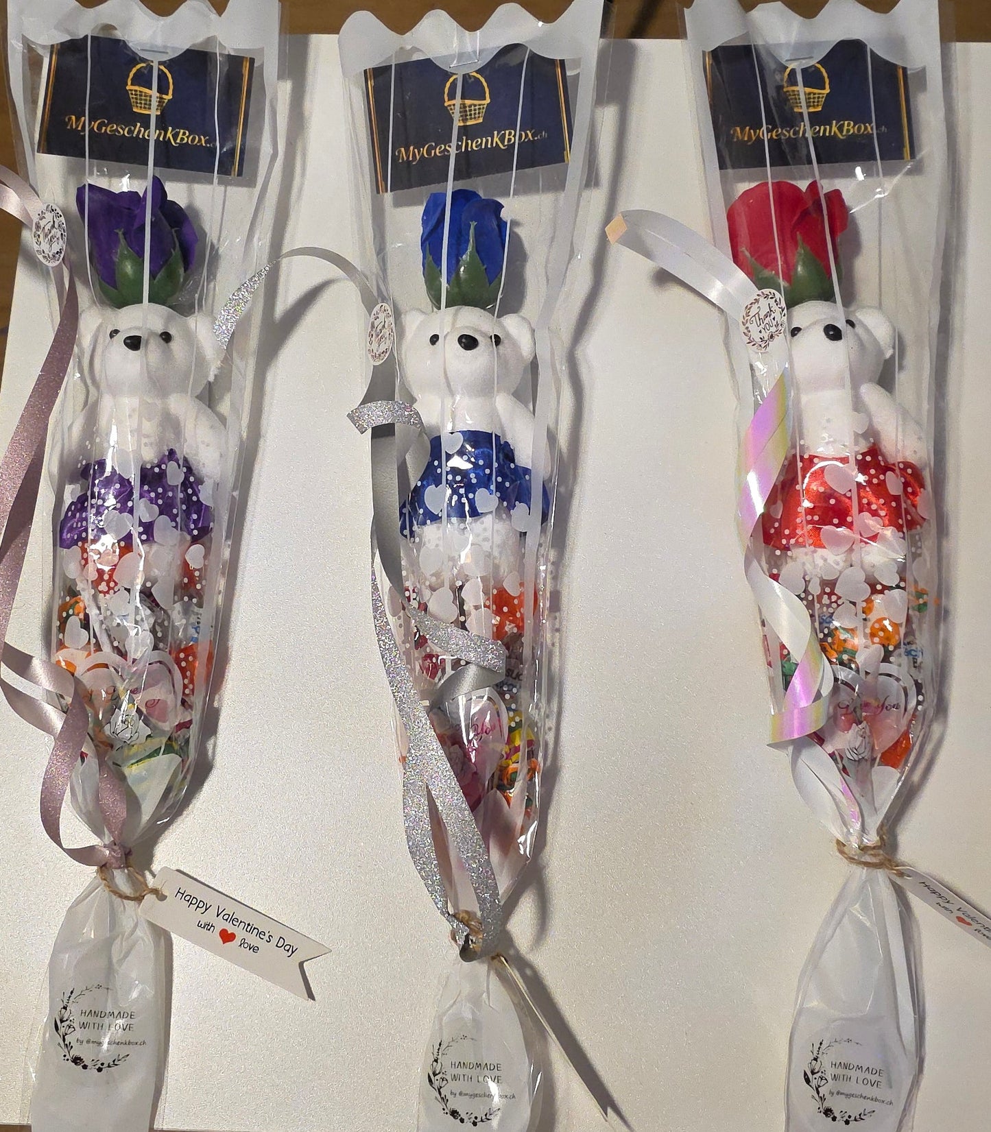 Combo Encantado: Rosa Perfumada, Ursinho de Peluche e Mimo Doce (unidade)